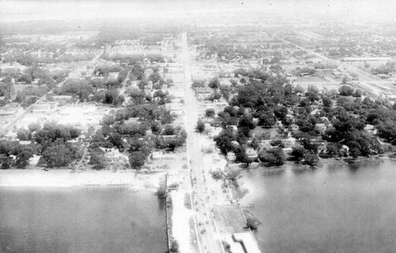 Palmetto, Florida residential neighborhood near the Manatee River