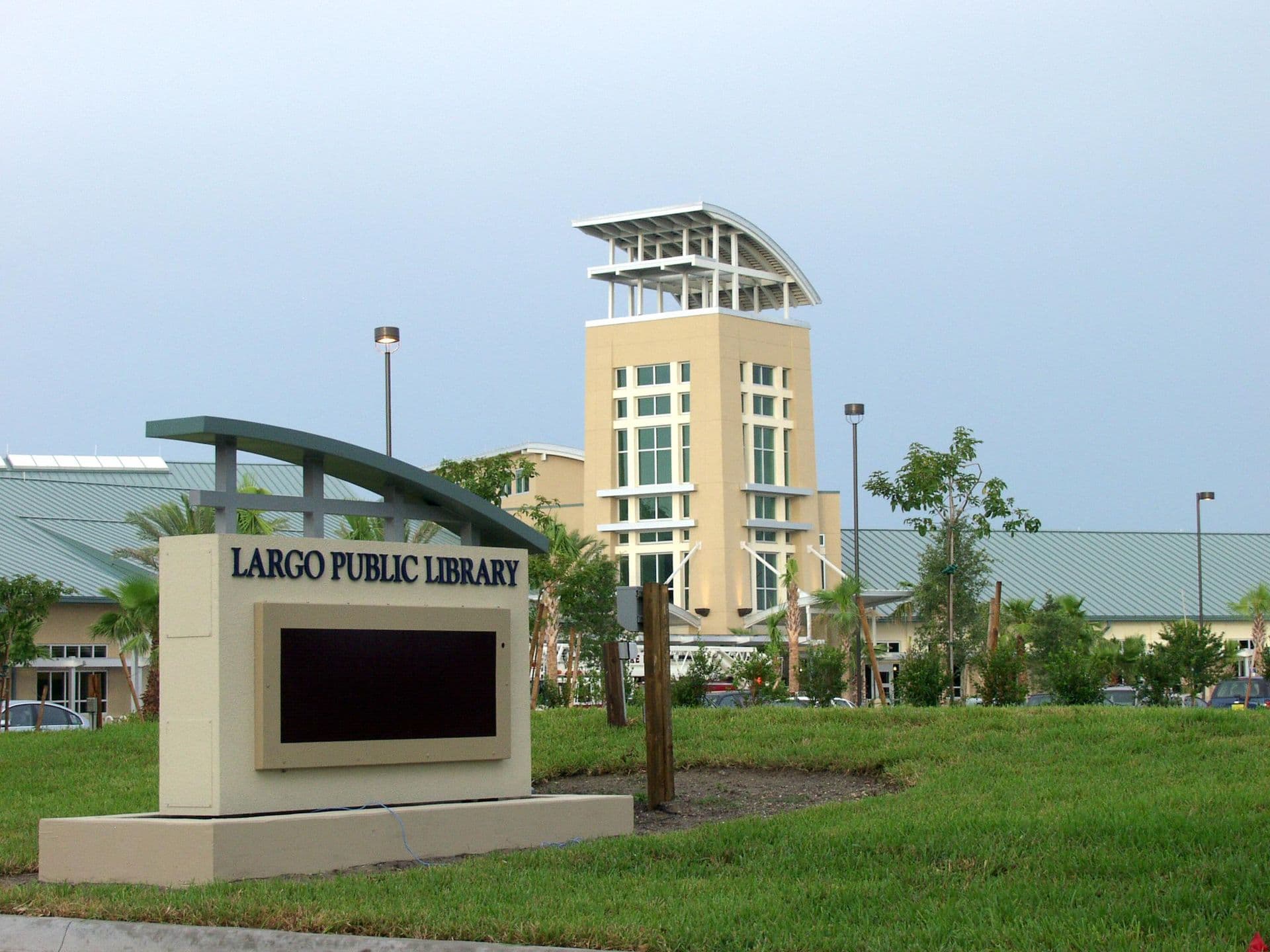Largo Public Library in Largo, Florida